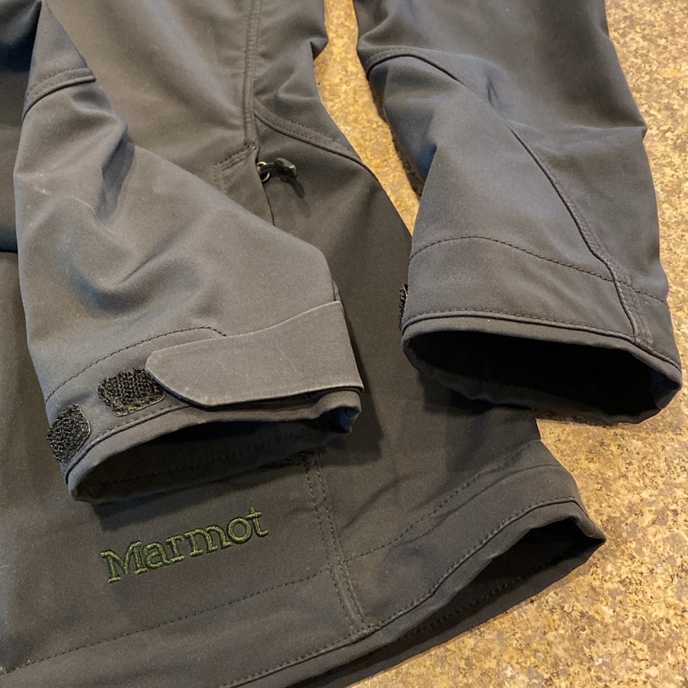 Marmot Black Jacket XS With FLAWS Matthews Asia Embroidered Patch FLAWED - Picture 7 of 17